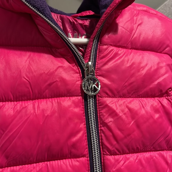 MICHAEL Michael Kors toddler girls puffer coat fleece lined with hood - Picture 2 of 12